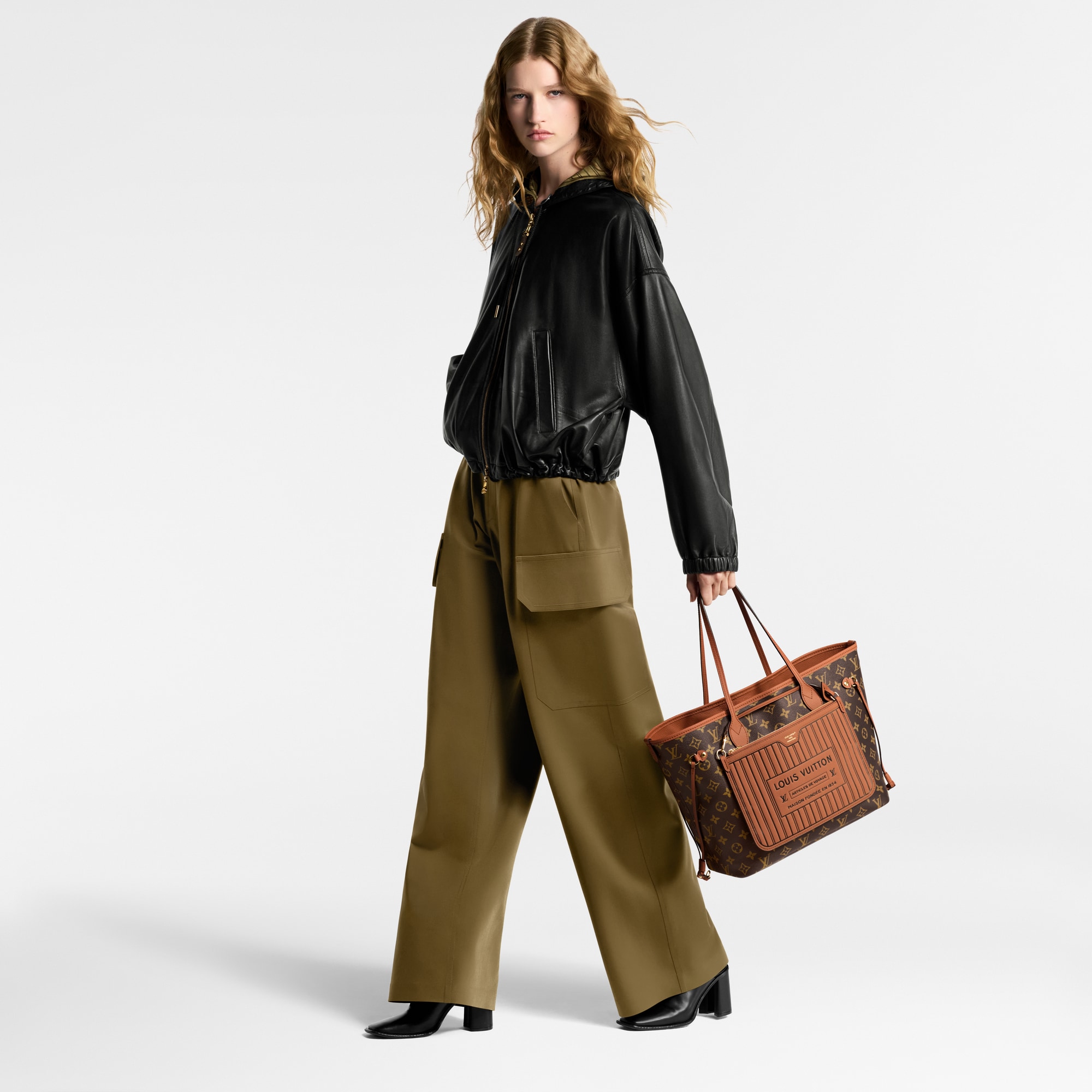 ルイヴィトン インサイドアウト フーディ LOUIS VUITTON(ルイヴィトン) 20AW INSIDEOUT PIN ZIP UP PARKA